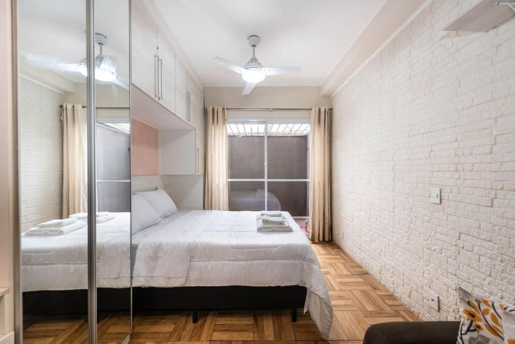 Apartamento Consolacao/ Buarque *