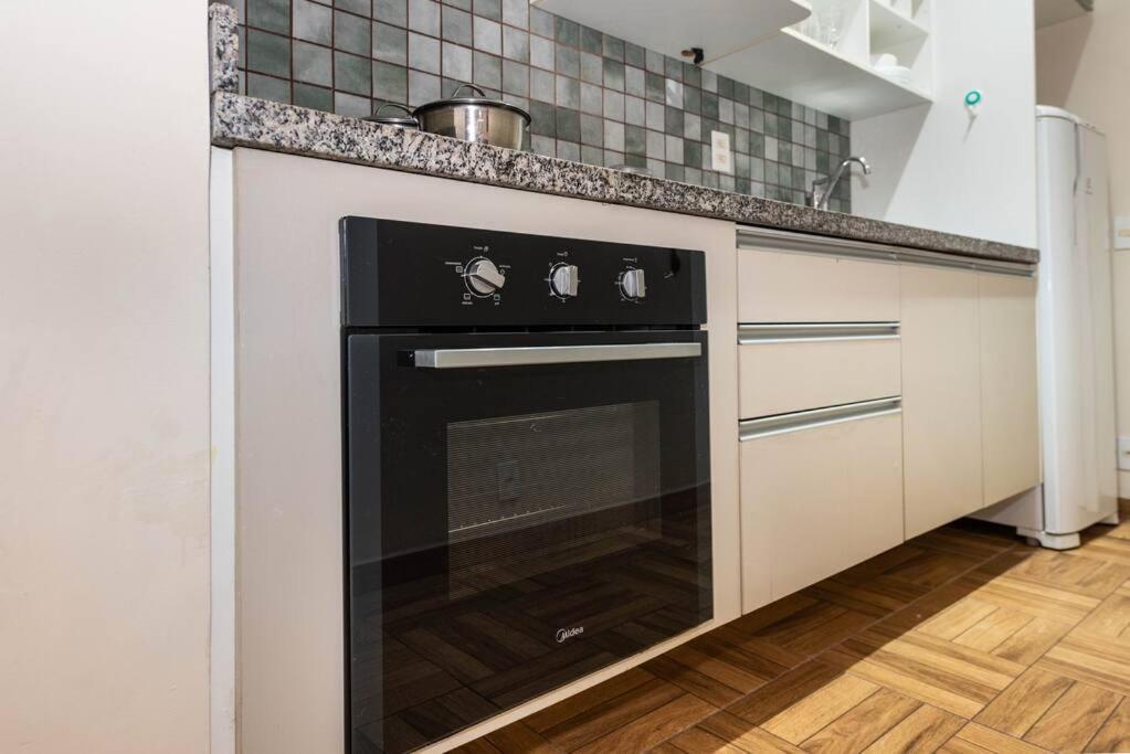 Apartamento Consolacao/ Buarque